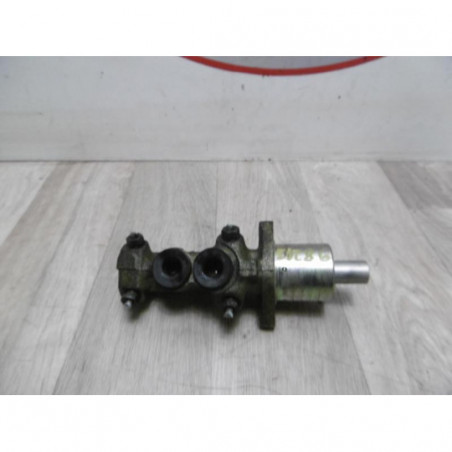 Maitre cylindre (freinage) PEUGEOT 205 PHASE 2 d’occasion