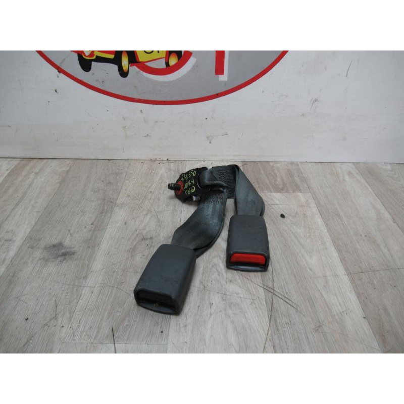 Attache ceinture arriere droit SSANGYONG KYRON PHASE 2 d’occasion