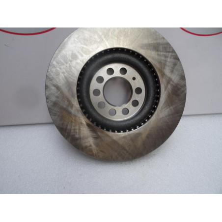 Paire de disques avant (freinage) VOLKSWAGEN GOLF IV d’occasion