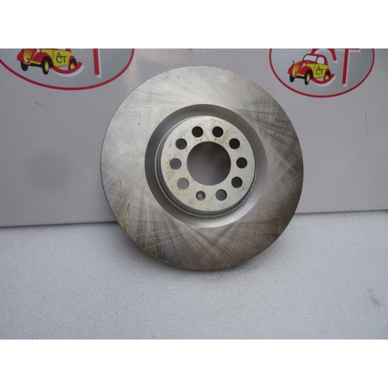 Paire de disques avant (freinage) VOLKSWAGEN GOLF IV d’occasion