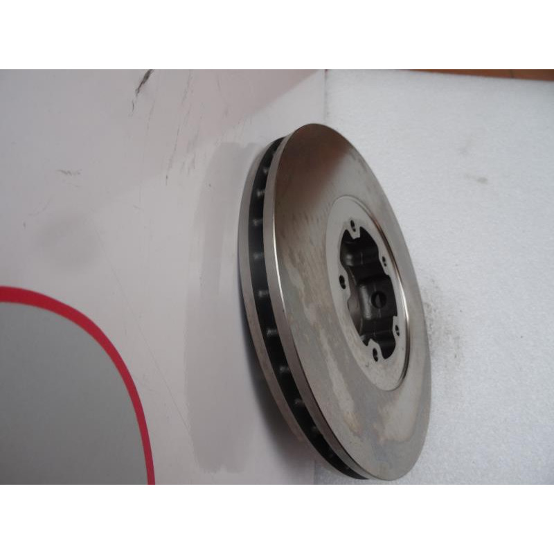 Paire de disques avant (freinage) SUZUKI SWIFT d’occasion