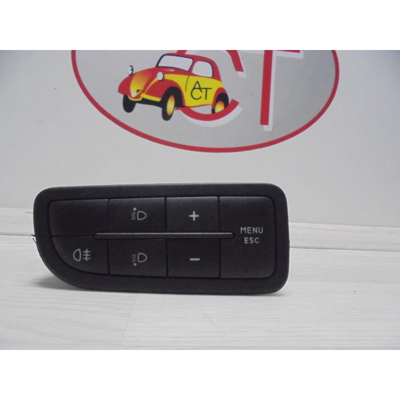 Commande de reglage hauteur de phare FIAT PUNTO III GRANDE PUNTO d’occasion