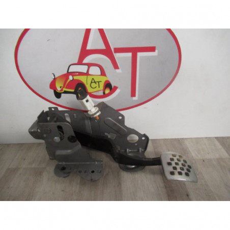 Pedalier de frein RENAULT MEGANE III COUPE PHASE 2 d’occasion