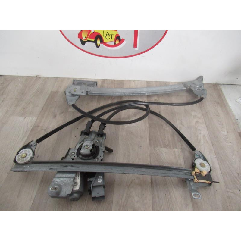 Leve vitre electrique avant droit CITROEN PLURIEL PLURIEL d’occasion
