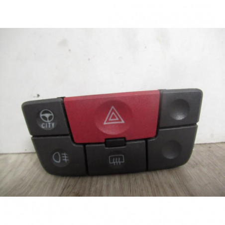 Bouton de warning FIAT PANDA II PHASE 2 d’occasion