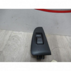 Interrupteur de leve vitre arriere droit TOYOTA AVENSIS II d’occasion