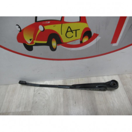 Bras essuie glace arriere TOYOTA AVENSIS II d’occasion