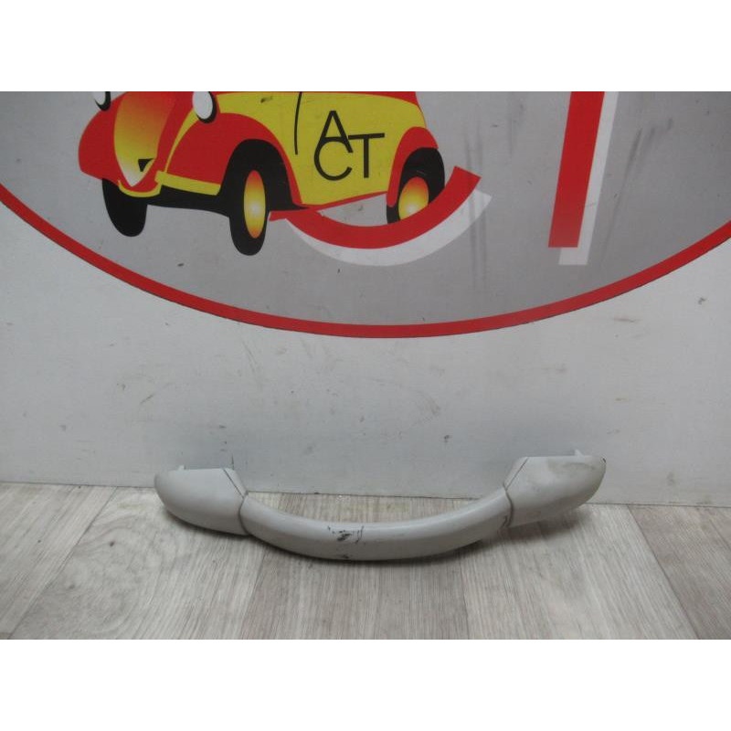 Poignee de maintien avant droit PEUGEOT 1007 d’occasion