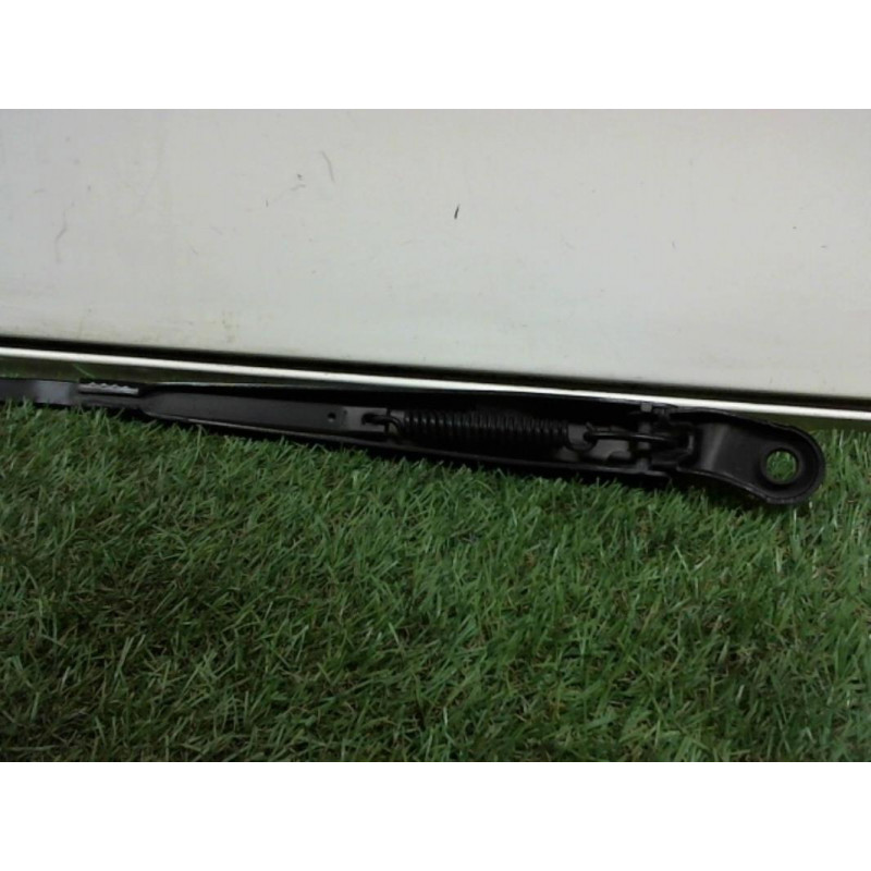 Bras essuie glace avant droit RENAULT MODUS PHASE 1 d’occasion