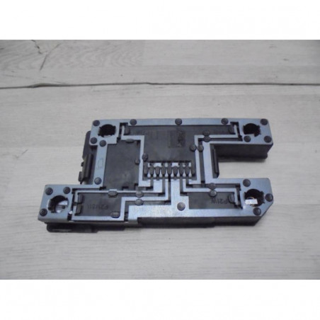 Platine feu arriere droit RENAULT CLIO I PHASE 1 d’occasion