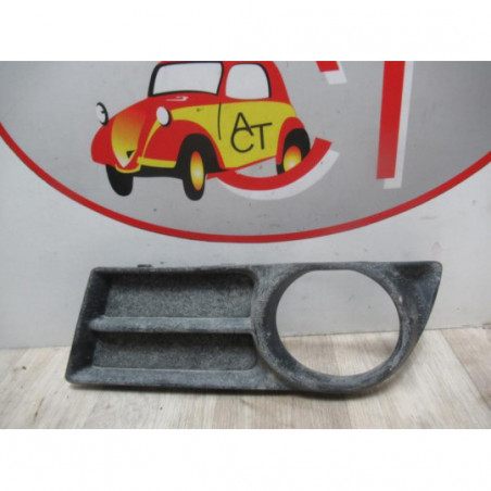 Enjoliveur anti brouillard TOYOTA  d’occasion
