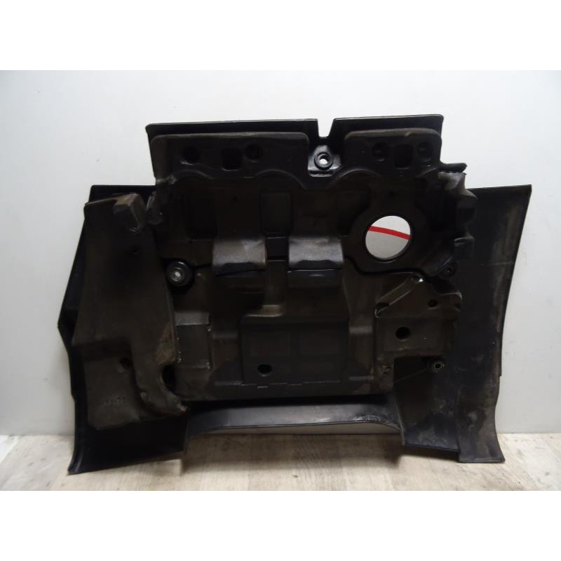 Cache moteur  TOYOTA  d’occasion