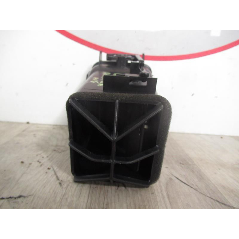 Aerateur tableau de bord avant gauche NISSAN MAXIMA-QX d’occasion