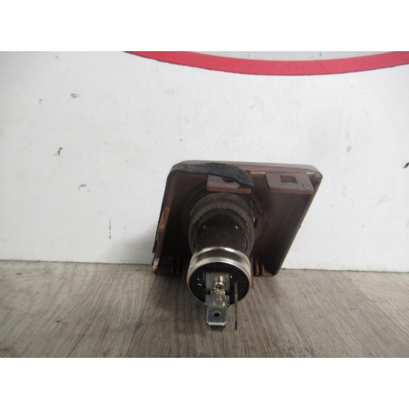 Allume cigare NISSAN MAXIMA-QX d’occasion