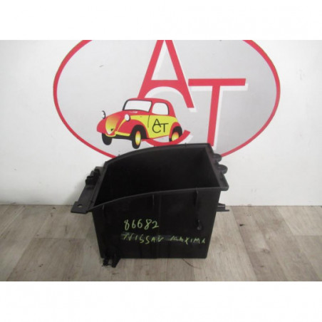Vide poche NISSAN MAXIMA-QX d’occasion