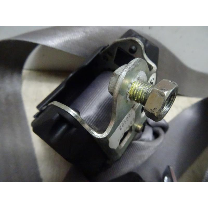 Ceinture avant gauche SIMPA  d’occasion
