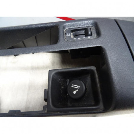 Console central (interieur plastique) HONDA CRX III d’occasion
