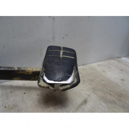 Pedalier d'embrayage NISSAN PICK UP D22 DOUBLE CABINE d’occasion