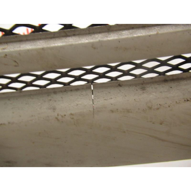 Grille de pare choc SIMPA  d’occasion