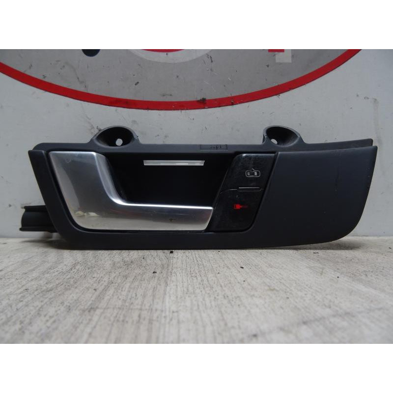 Poignee interieur avant gauche AUDI A4 (B6) AVANT d’occasion
