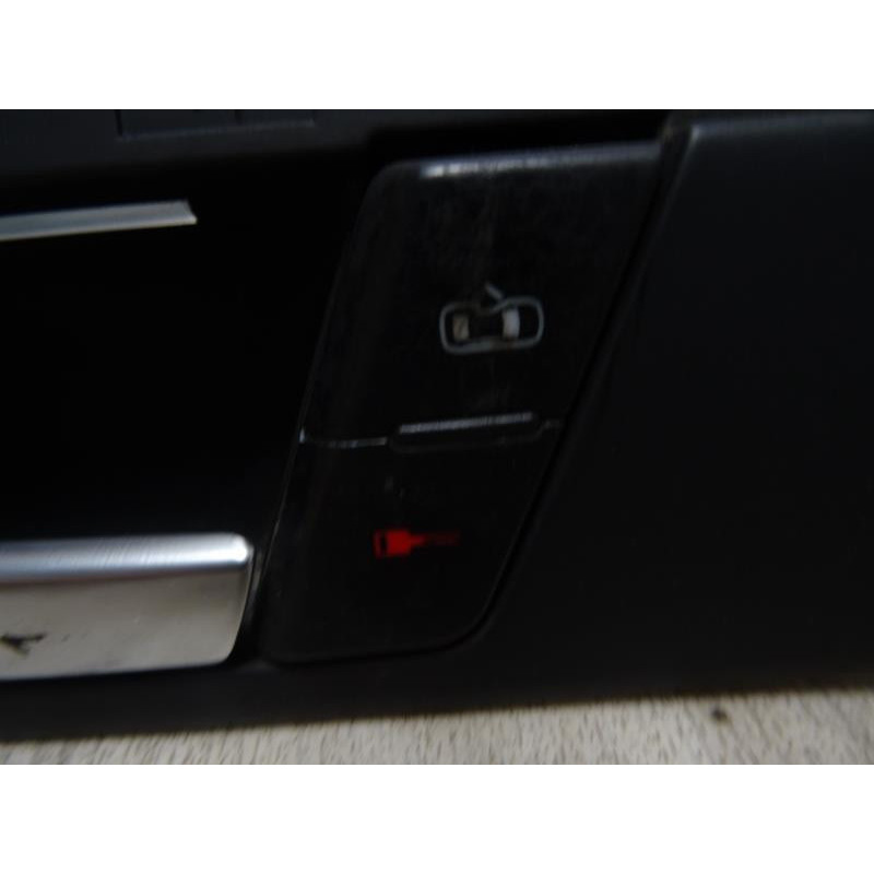 Poignee interieur avant gauche AUDI A4 (B6) AVANT d’occasion