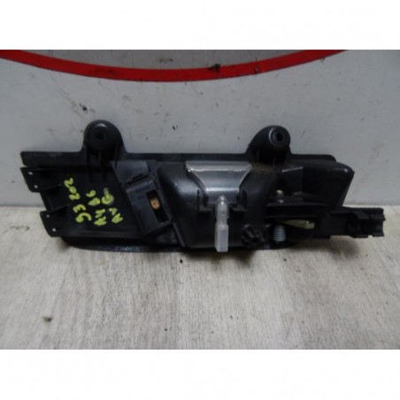 Poignee interieur avant gauche AUDI A4 (B6) AVANT d’occasion