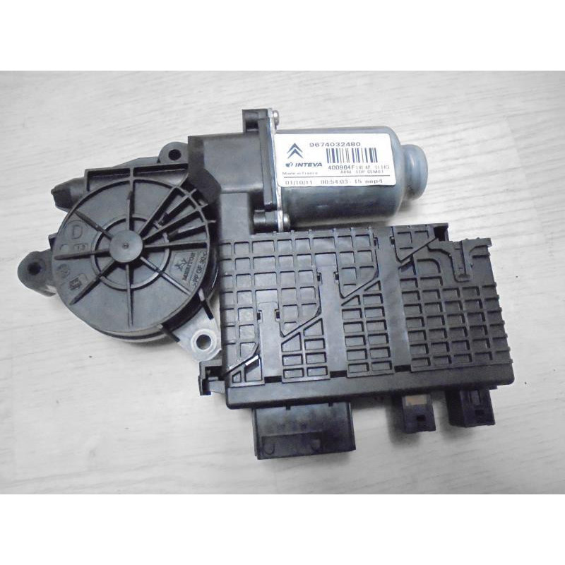 Mot. leve vitre avant droit CITROEN C4 PICASSO PHASE 2 d’occasion