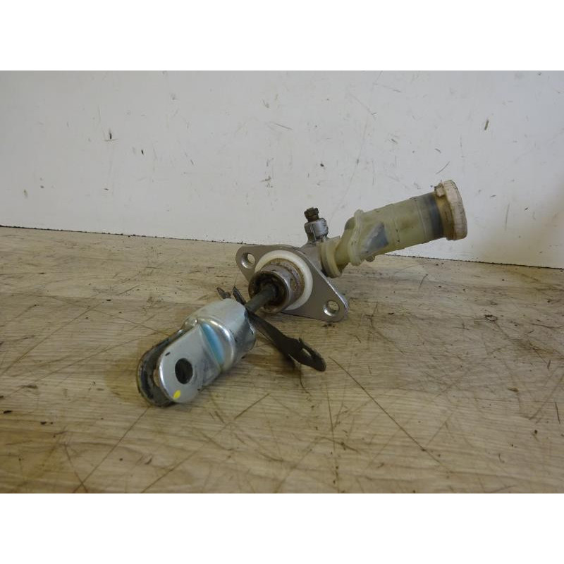 Maitre cylindre (embrayage) MITSUBISHI PAJERO SPORT d’occasion