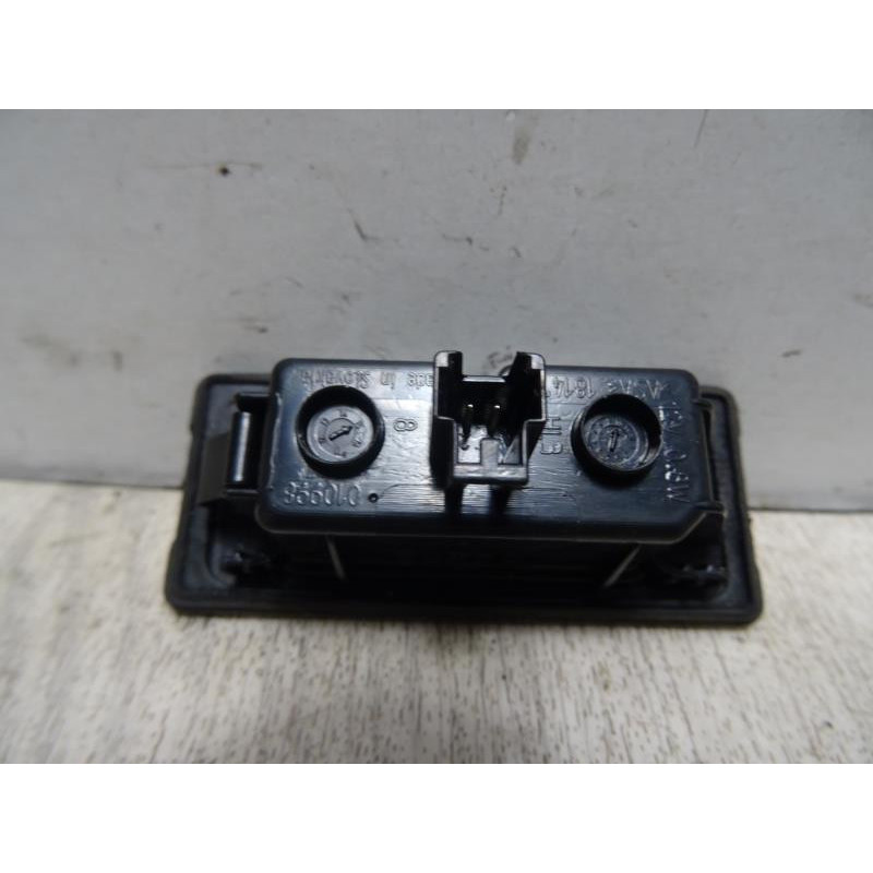 Eclairage de plaque AUDI A3 (8L) PHASE 1 d’occasion