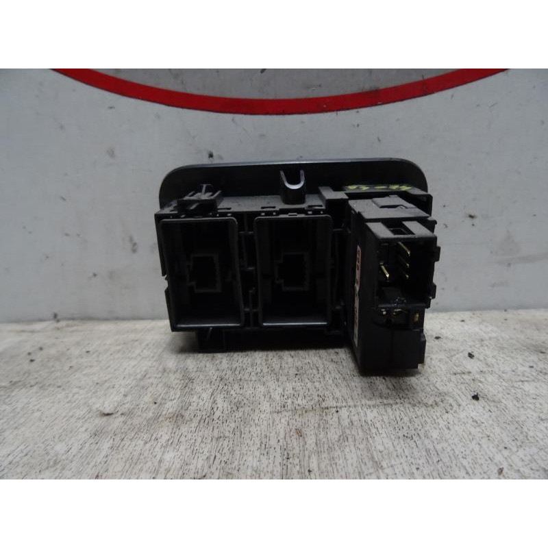 Commande de reglage hauteur de phare RENAULT MASTERIII d’occasion