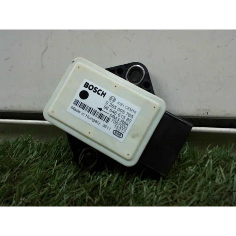 Calculateur boitier electronique ESP/ABS PEUGEOT EXPERT PHASE 1 COMBI d’occasion