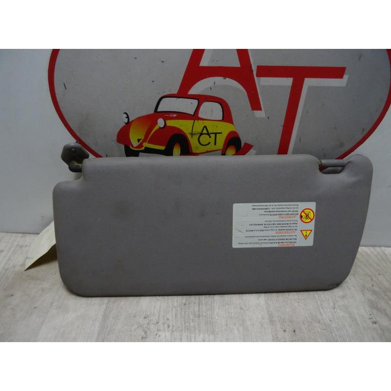 Pare soleil droit NISSAN PICK UP D22 DOUBLE CABINE d’occasion