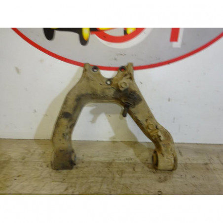 Triangle superieur avant droit MITSUBISHI PAJERO SPORT d’occasion