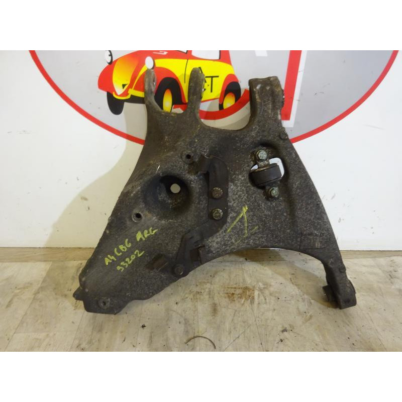 Bras de suspension arriere gauche AUDI A4 (B6) AVANT d’occasion