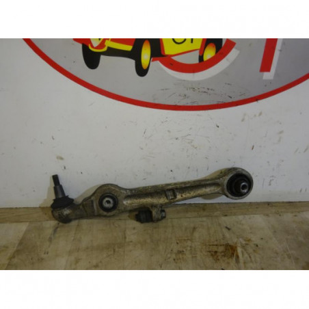 Bras de suspension superieur avant gauche AUDI A4 (B6) AVANT d’occasion