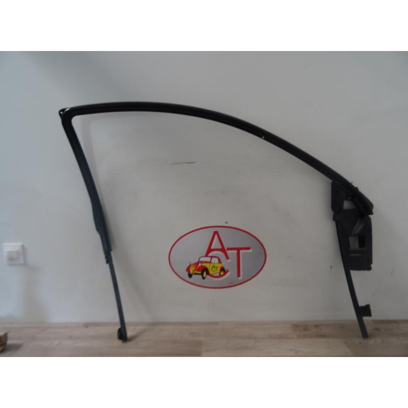 Armature porte FORD PUMA d’occasion