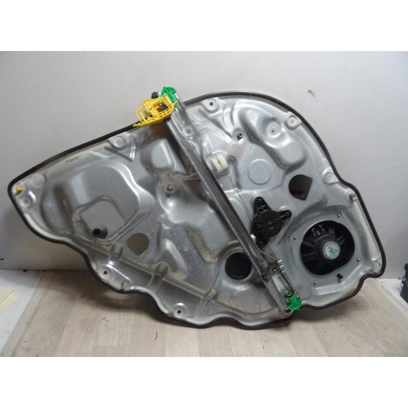 Leve vitre electrique arriere droit FIAT IDEA PHASE 1 d’occasion