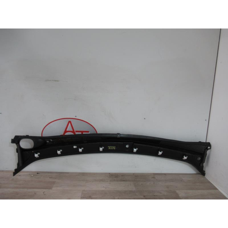 Baie de pare brise DACIA SANDERO d’occasion