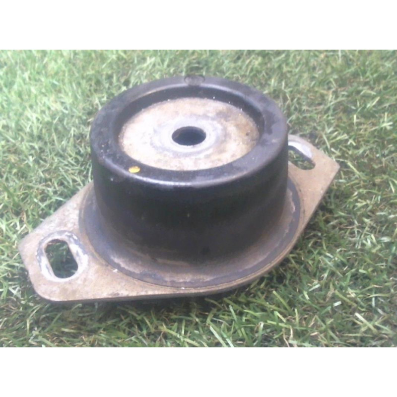 Support moteur. PEUGEOT EXPERT PHASE 1 COMBI d’occasion