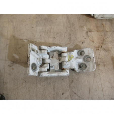 Charniere de porte de coffre droit FORD TRANSIT COURIER d’occasion