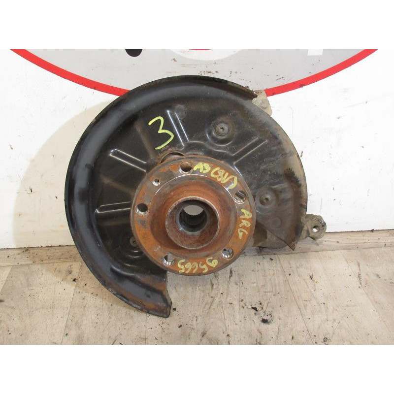 Fusee arriere gauche AUDI A3 (8V) d’occasion