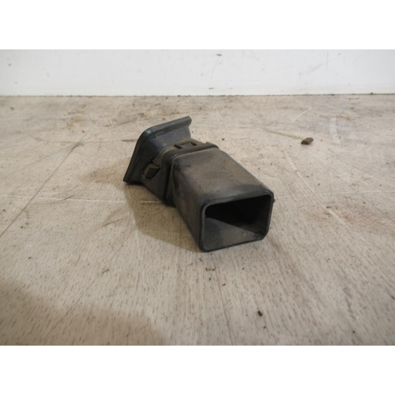 Aerateur tableau de bord avant gauche MITSUBISHI PAJERO II BREAK LONG d’occasion