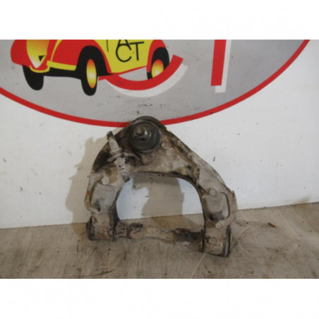 Triangle superieur avant droit MITSUBISHI PAJERO II BREAK LONG d’occasion