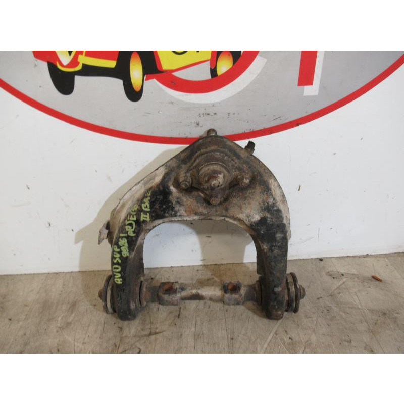 Triangle superieur avant droit MITSUBISHI PAJERO II BREAK LONG d’occasion