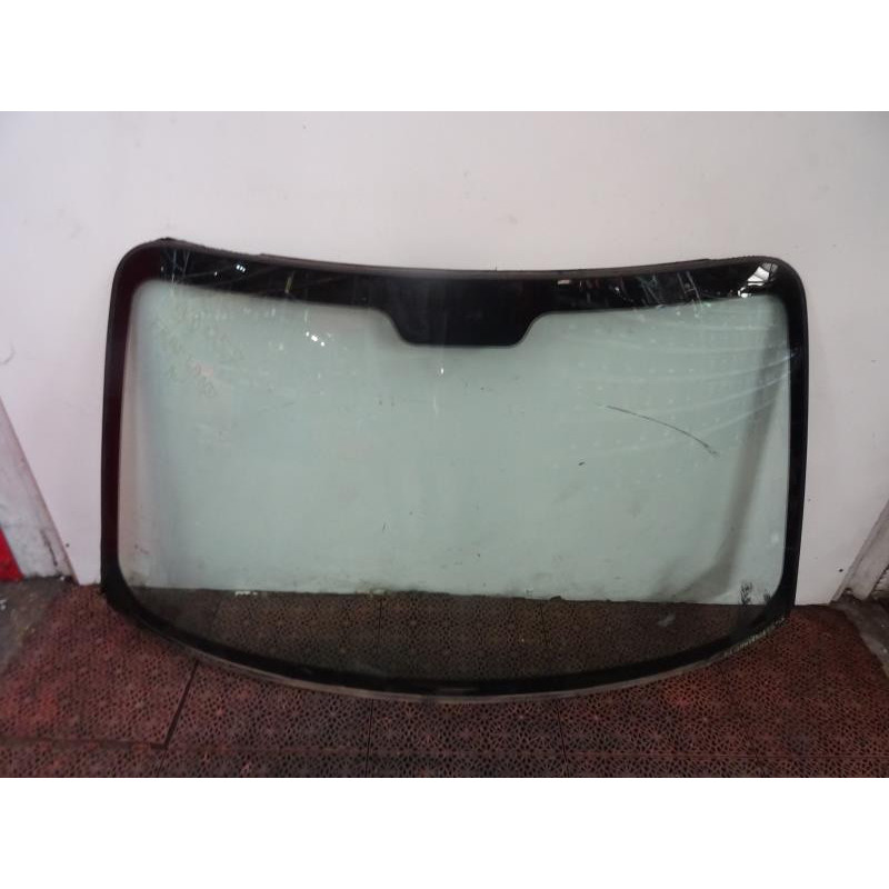 Pare brise LAND ROVER  d’occasion
