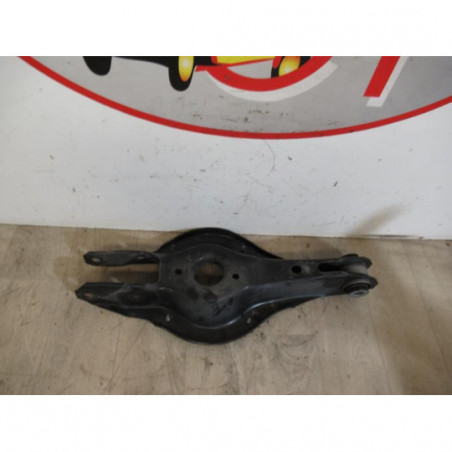Bras de suspension arriere gauche BMW SERIE 1 (F20) d’occasion