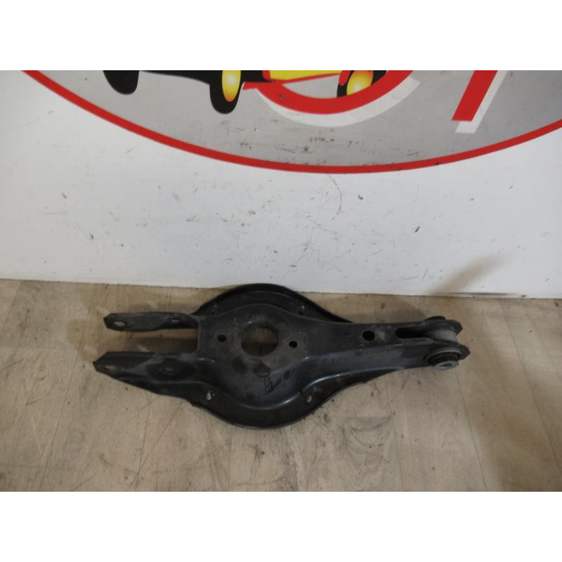 Bras de suspension arriere droit BMW SERIE 1 (F20) d’occasion