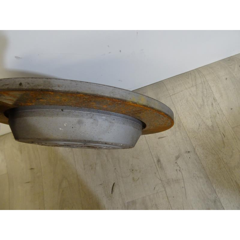 Disque arriere droit (freinage) MERCEDES CLASSE ML 320 CDI 4-matic 224cv (W164) d’occasion