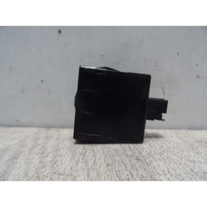 Commande de reglage hauteur de phare CITROEN C3 II PHASE 1 d’occasion