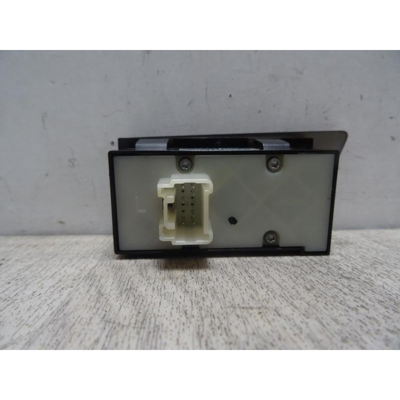 Commande de reglage hauteur de phare MAZDA MAZDA 3 II PHASE 1 d’occasion